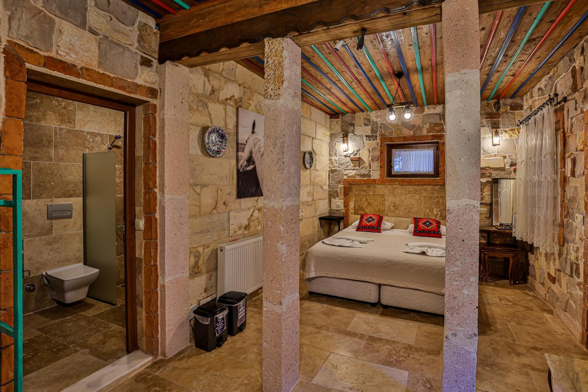 Hotel Luwian Stone House Göreme Exterior foto