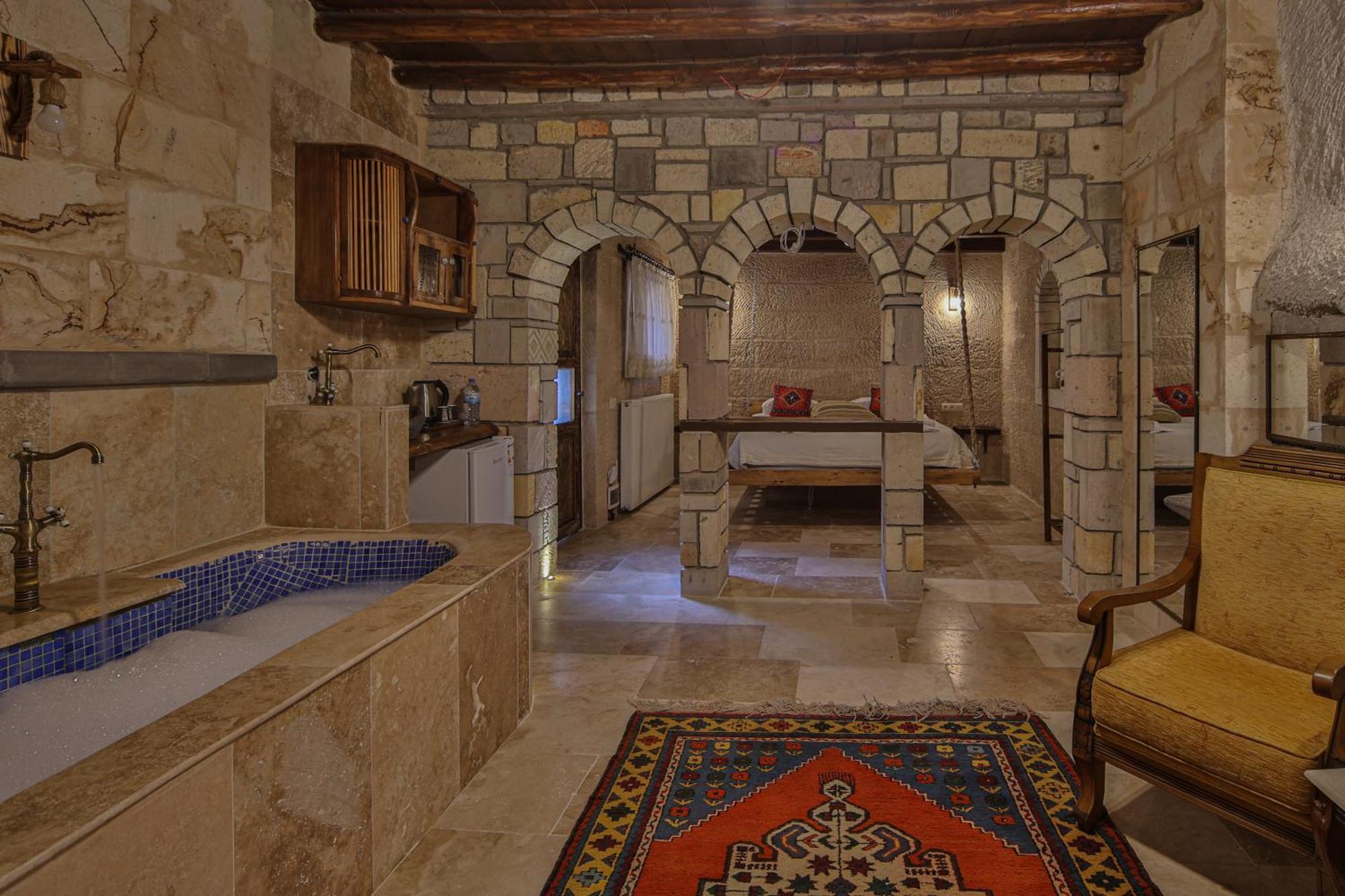 Hotel Luwian Stone House Göreme Exterior foto